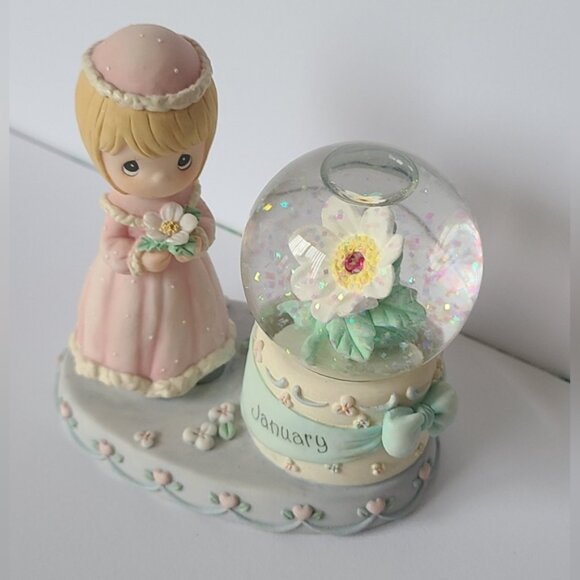 Precious Moments Flower Birth Month January Collectible Snowglobe Figurine - Picture 5 of 6